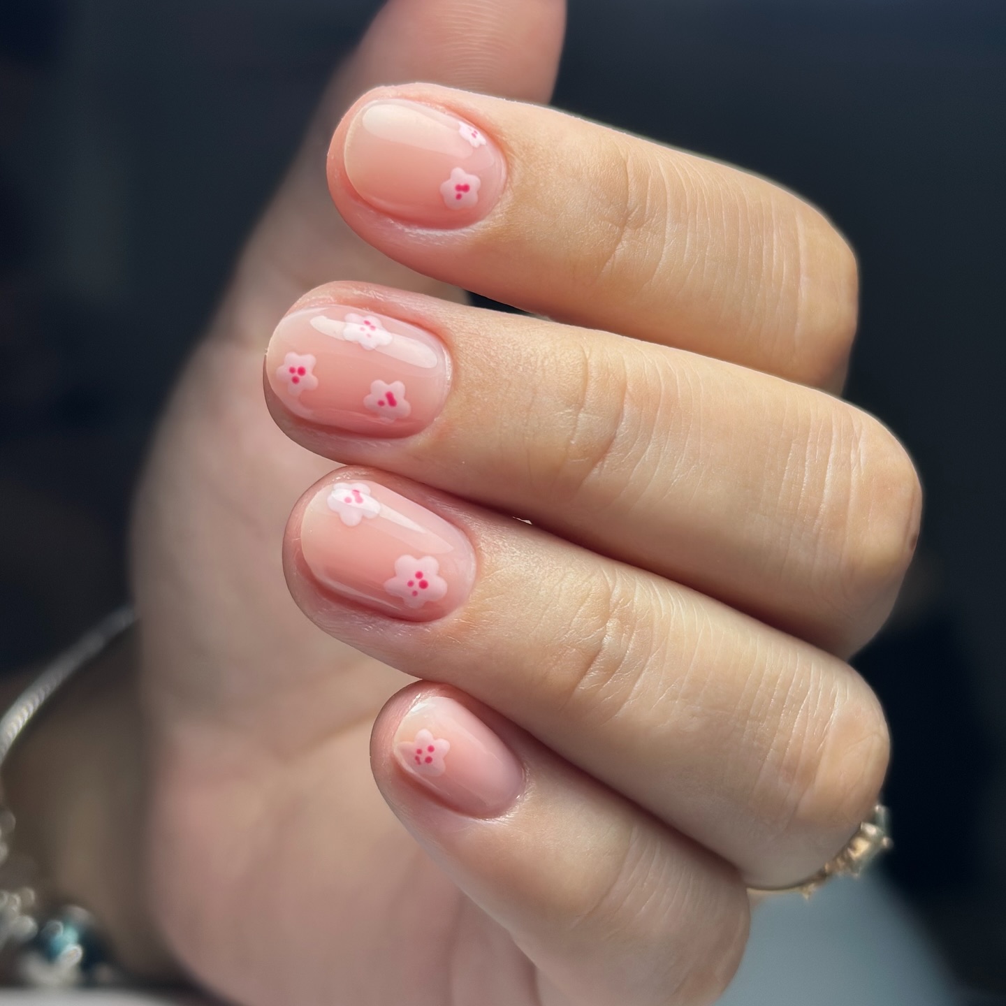Jel tırnak çalışması — nail art manikür pedikür Beşiktaş