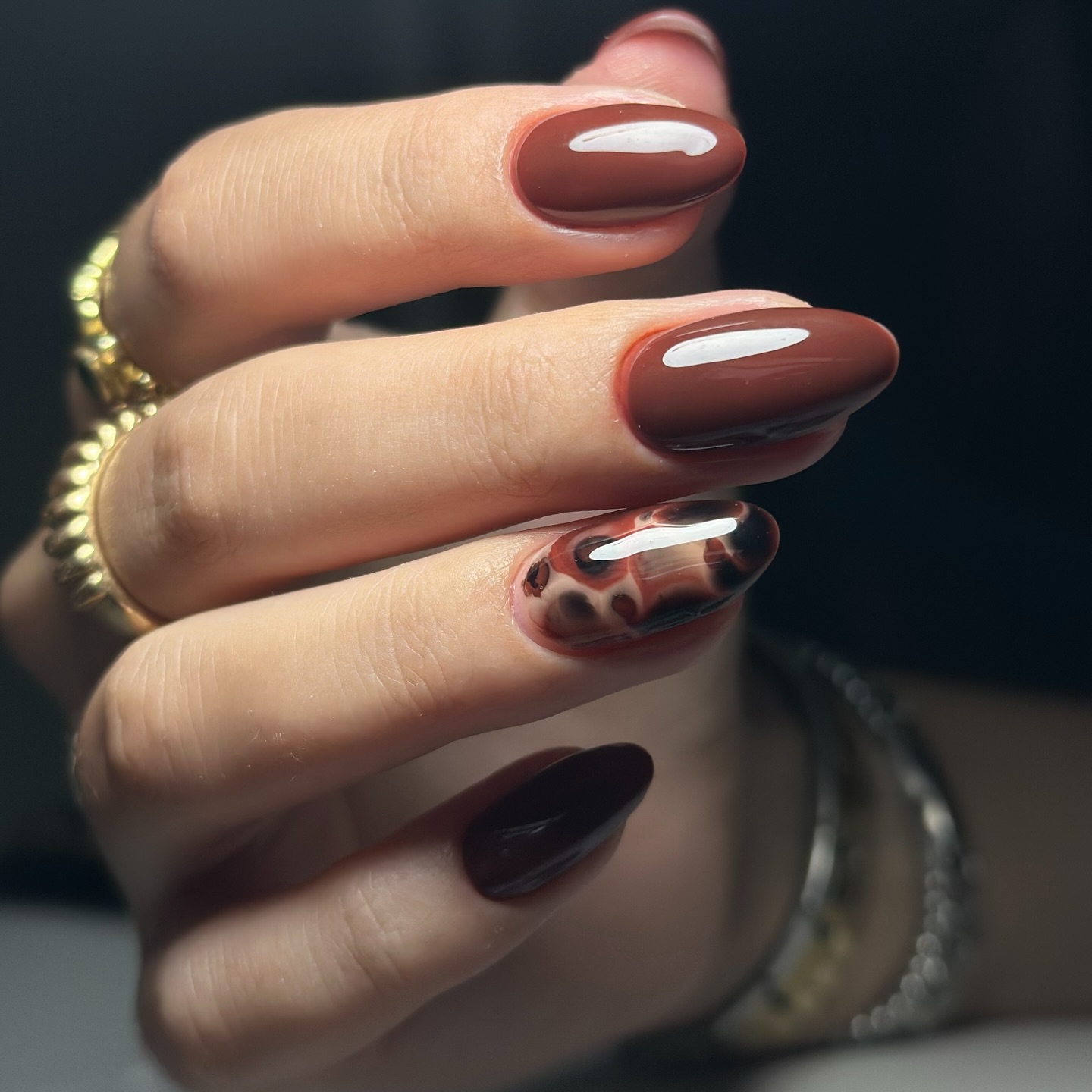 Nail art tasarım Beşiktaş — jel tırnak manikür trend çalışması