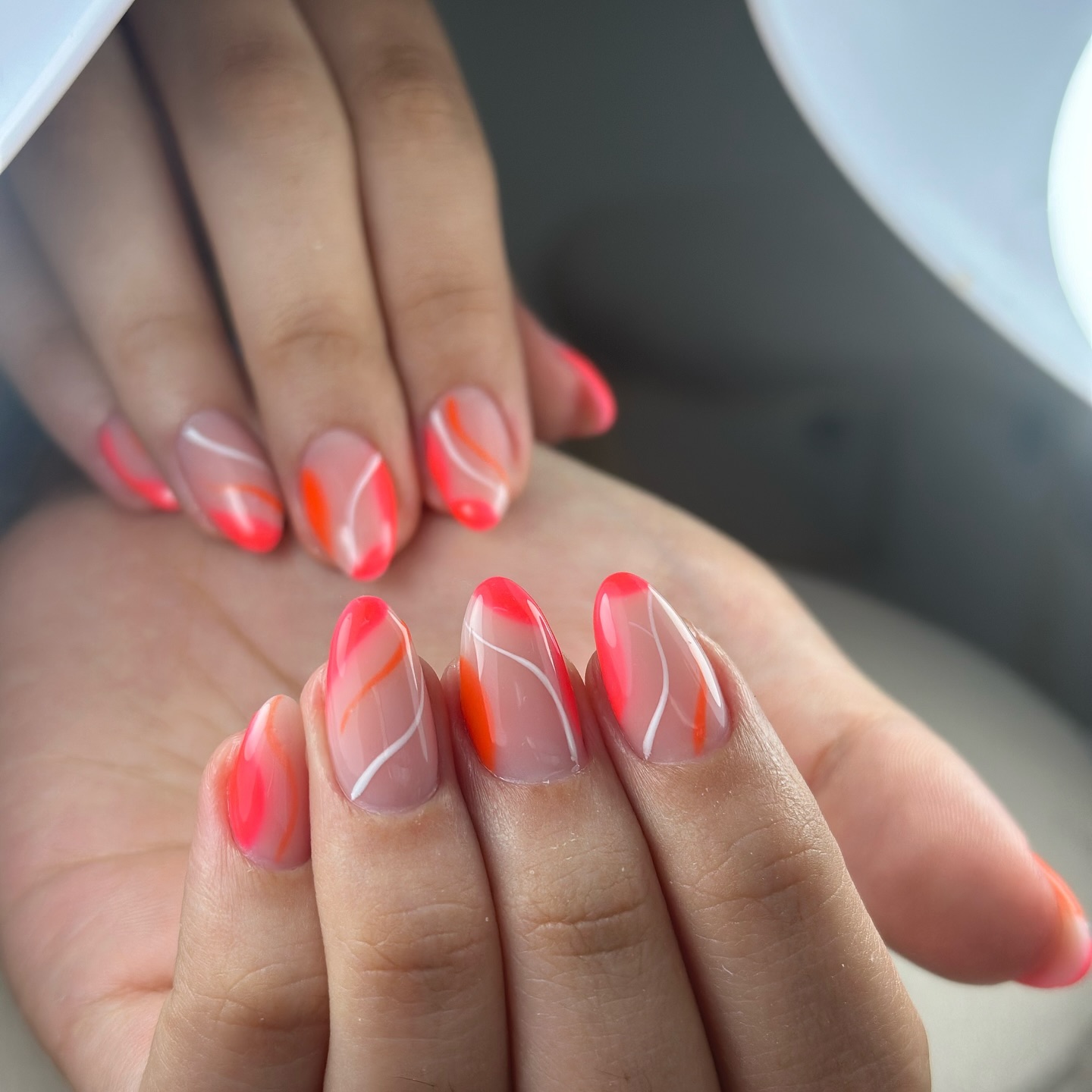 Jel tırnak çalışması — nail art trend tasarım Beşiktaş