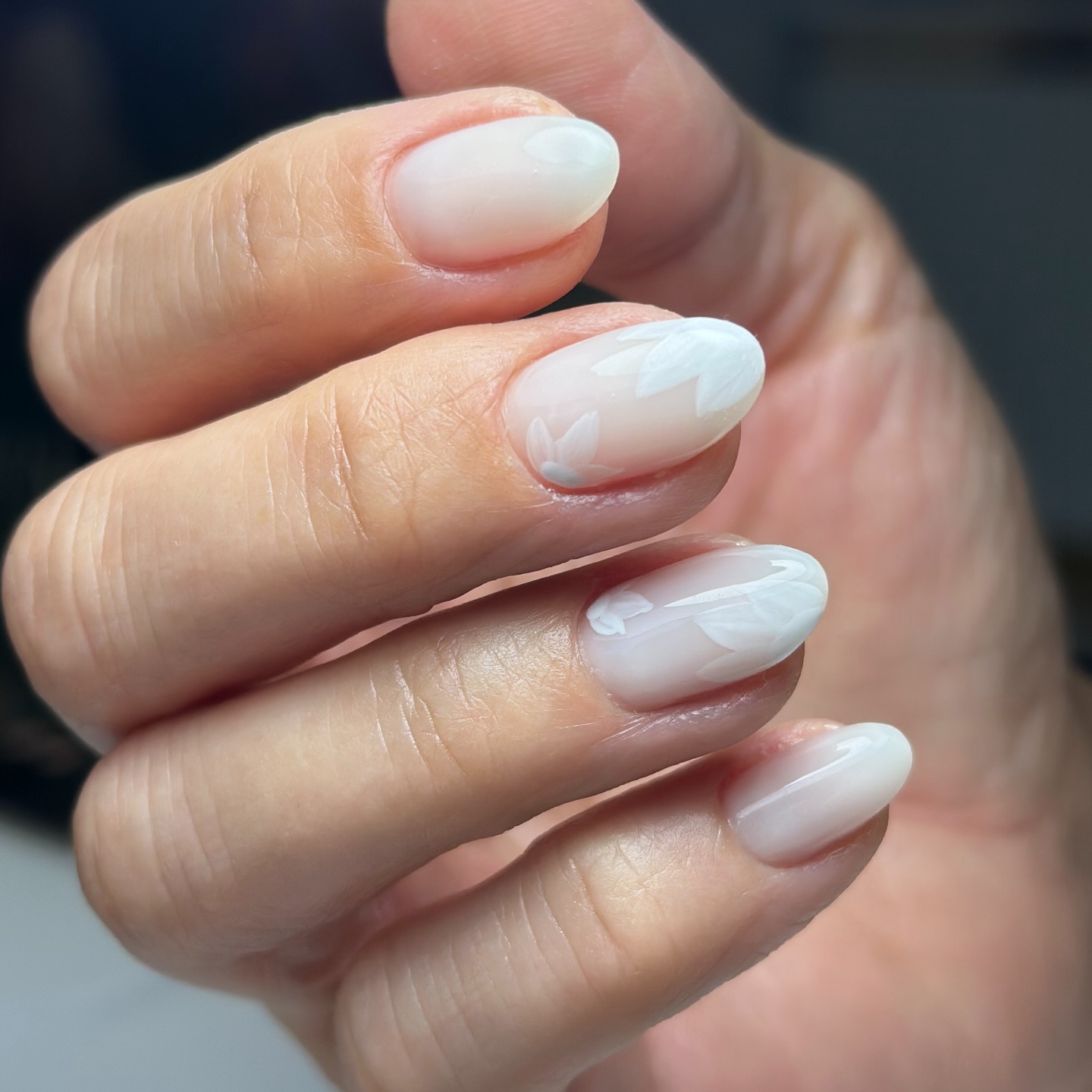 Beşiktaş protez tırnak örneği — jel tırnak nail art manikür