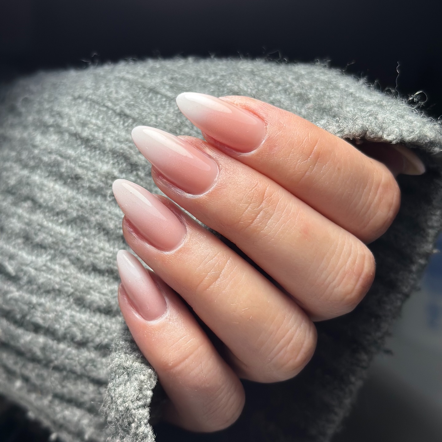 Beşiktaş protez tırnak örneği — trend nail art manikür pedikür